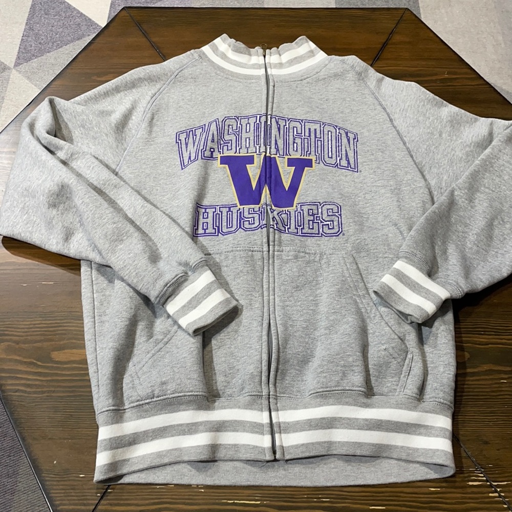 University of Washington gray zip up jacket